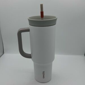 Owala 40 oz tumbler